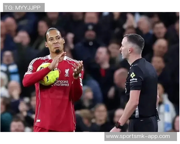 韦伯解读范戴克进球被判无效原因罗伯逊低头避让引发争议